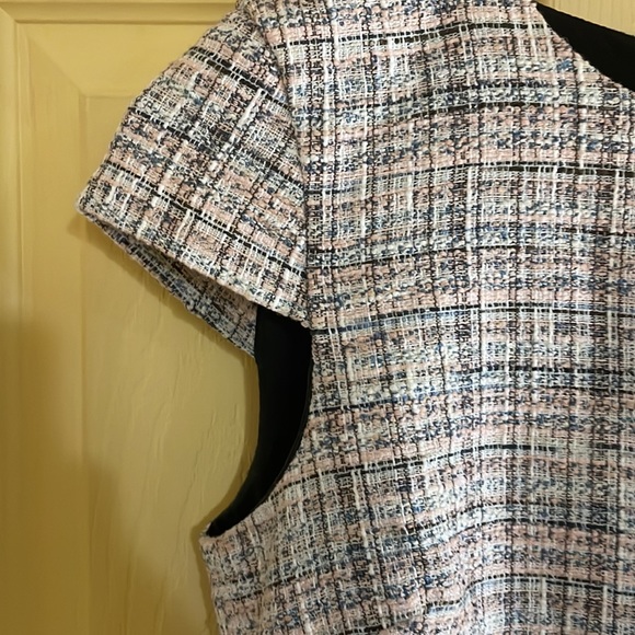 Tweed dress pink - Picture 6 of 14